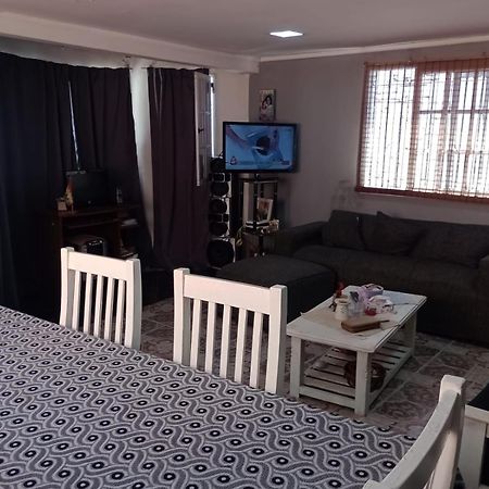 Hostal La Palmera Ezeiza Exterior foto